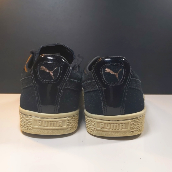 Womens Puma Suede Shoes - Picture 4 of 8